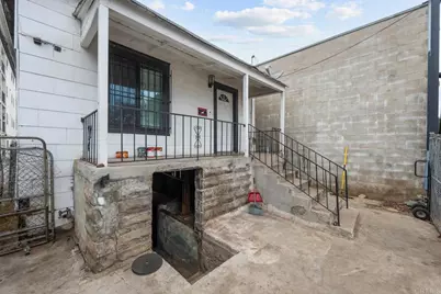 254 17th Street, San Diego, CA 92101 - Photo 7