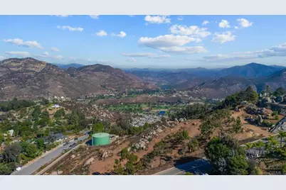 1223 Burris Drive, El Cajon, CA 92019 - Photo 73