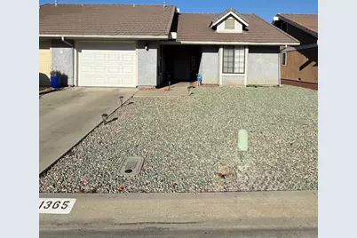 1365 Yorktown Circle, San Jacinto, CA 92583 - Photo 1