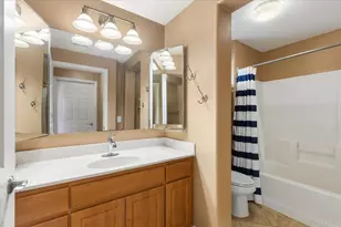 2723 Lake Pointe Dr, Spring Valley, CA 91977 - Photo 15