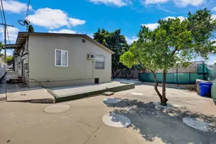9015 9017 Campo Rd, Spring Valley, CA 91977 - Photo 47