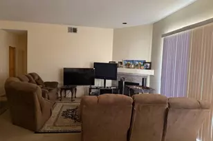 2117 Descanso Dr, Calexico, CA 92231 - Photo 9