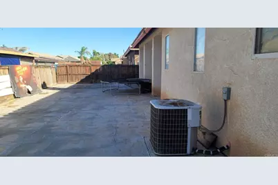 2117 Descanso Drive, Calexico, CA 92231 - Photo 5