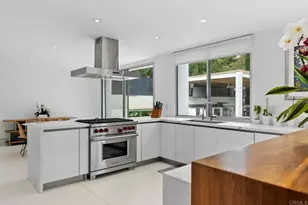 7713 Esterel Dr, La Jolla, CA 92037 - Photo 19