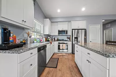 34349 Solstice Street, Winchester, CA 92596 - Photo 11