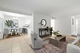 8037 Caminito Mallorca, La Jolla, CA 92037 - Photo 9