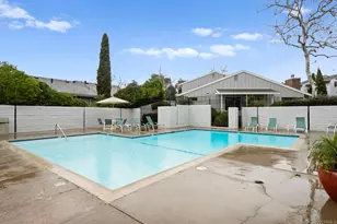 8037 Caminito Mallorca, La Jolla, CA 92037 - Photo 39