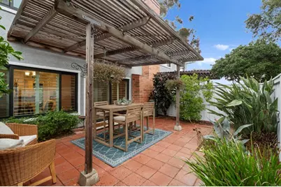 8037 Caminito Mallorca, La Jolla, CA 92037 - Photo 37