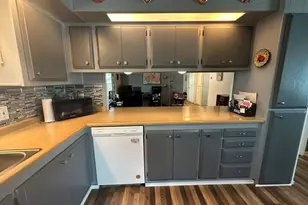 8301 Mission Gorge Road, Santee, CA 92071 - Photo 9