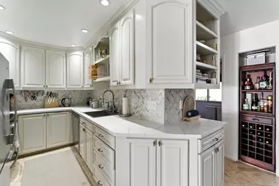 4252 Loma Riviera Lane, San Diego, CA 92110 - Photo 3