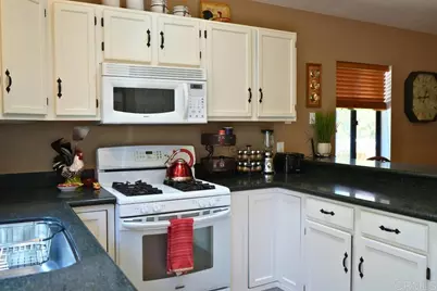 7192 Sandy Creek Road, Julian, CA 92036 - Photo 3