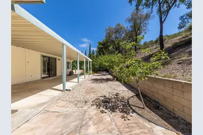 2289 Bryant Drive, Carlsbad, CA 92008 - Photo 31