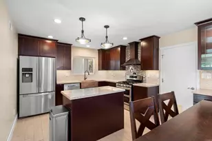 202 E J St, Chula Vista, CA 91910 - Photo 5