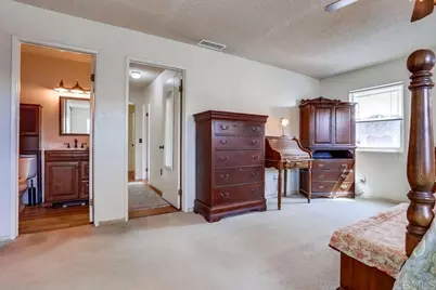 10422 Londonderry Avenue, San Diego, CA 92126 - Photo 17