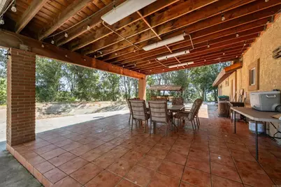 25450 Hayes Ave, Murrieta, CA 92562 - Photo 11