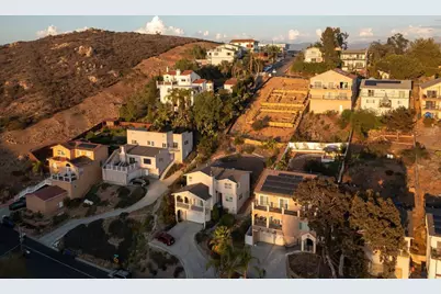 1657 Coronado Avenue, Spring Valley, CA 91977 - Photo 41