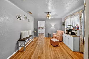 2126 Tulare St, Selma, CA 93662 - Photo 15