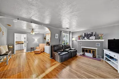 2126 Tulare Street, Selma, CA 93662 - Photo 13