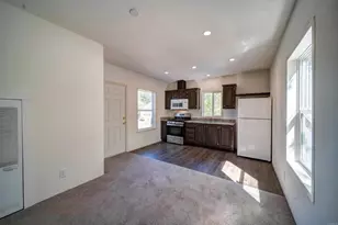 12125 Lake Blvd, Redding, CA 96003 - Photo 7