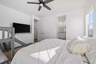 34563 Meadowside Ln, Winchester, CA 92596 - Photo 11