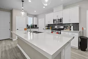 2002 Bluestone Cir, Chula Vista, CA 91913 - Photo 9