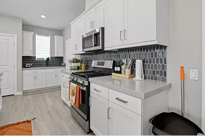 2002 Bluestone Circle, Chula Vista, CA 91913 - Photo 15