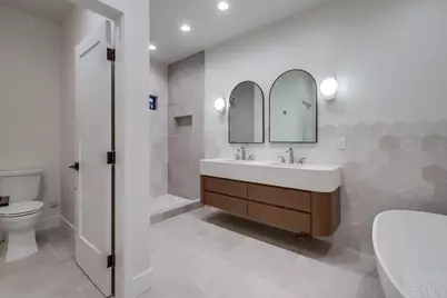 2522 Chalcedony St, Pacific Beach (San Diego), CA 92109 - Photo 45