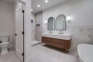 2522 Chalcedony St, Pacific Beach (San Diego), CA 92109 - Photo 45