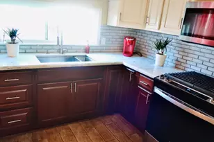 158 E L St, Chula Vista, CA 91911 - Photo 9