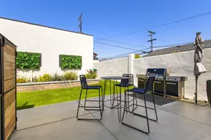 1270 Emerald St, San Diego, CA 92109 - Photo 21