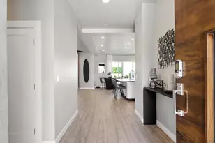 1270 Emerald St, San Diego, CA 92109 - Photo 3