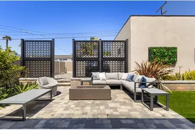 1270 Emerald Street, San Diego, CA 92109 - Photo 19