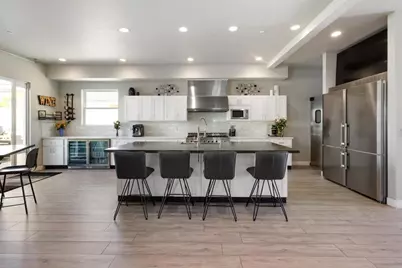 1270 Emerald Street, San Diego, CA 92109 - Photo 9