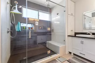 1270 Emerald St, San Diego, CA 92109 - Photo 37