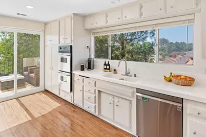 10512 Moon View Way, Escondido, CA 92026 - Photo 19