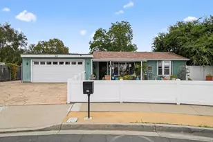 817 Avenida Taxco, Vista, CA 92084 - Photo 1