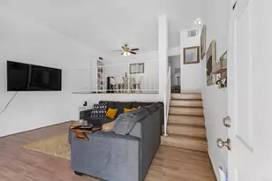 14293 Foothill Blvd, Sylmar, CA 91342 - Photo 5