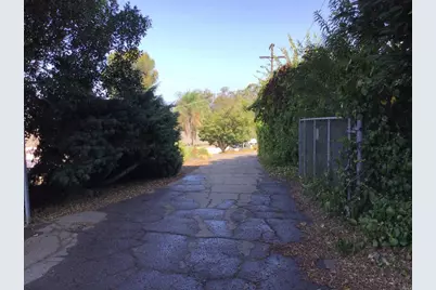 10979 Skywood Drive, El Cajon, CA 92020 - Photo 45