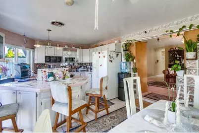 6060 Cowles Mountain Boulevard, La Mesa, CA 91942 - Photo 11