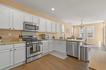 31937 Red Pine Way #80, Temecula, CA 92592 - Photo 9