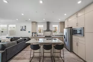 2875 Avella Cir, San Diego, CA 92108 - Photo 13