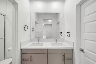 2875 Avella Cir, San Diego, CA 92108 - Photo 19