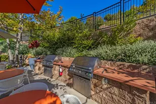 2875 Avella Cir, San Diego, CA 92108 - Photo 35