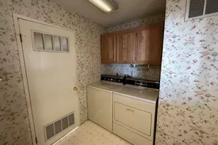 8301 Mission Gorge Road, Santee, CA 92071 - Photo 15