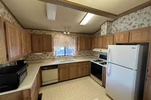 8301 Mission Gorge Road, Santee, CA 92071 - Photo 9