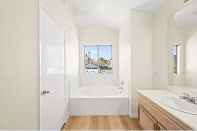 23925 Constantine Dr, Murrieta, CA 92562 - Photo 51