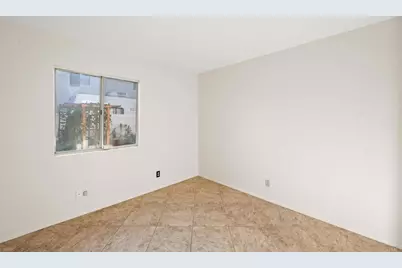 23925 Constantine Dr, Murrieta, CA 92562 - Photo 33