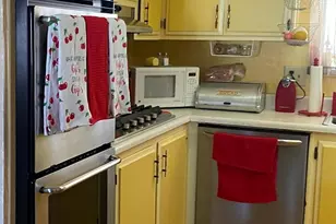 2130 Sunset Dr, Vista, CA 92081 - Photo 11