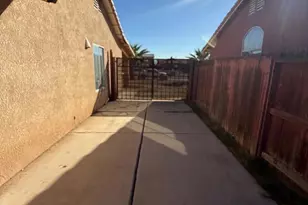 26 W Pheasant St, Heber, CA 92249 - Photo 5