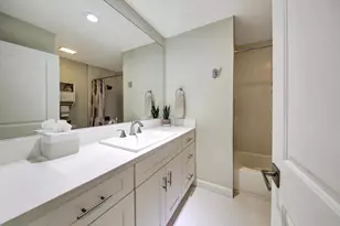 595 Hampshire Ln, Chula Vista, CA 91911 - Photo 13